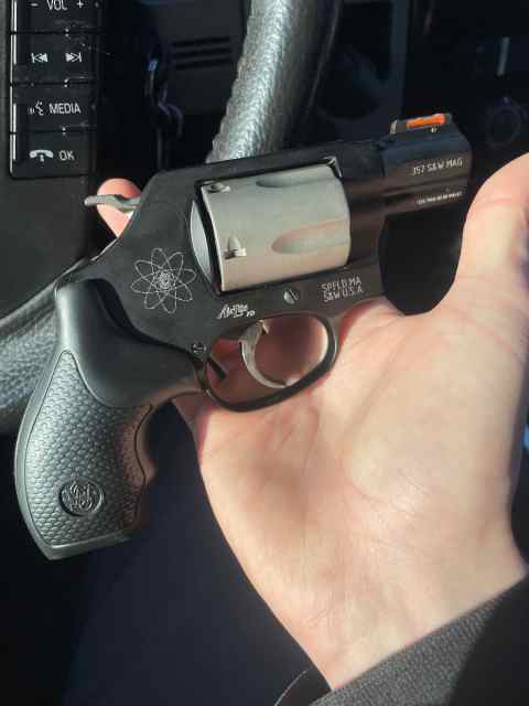 Smith and Wesson 360pd .357 mag/.38