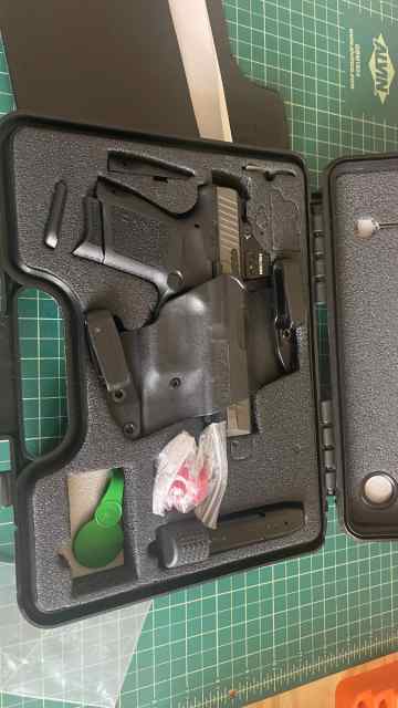 Canik TP9ELITE SC, with red-dot, 3-holters,&amp; light