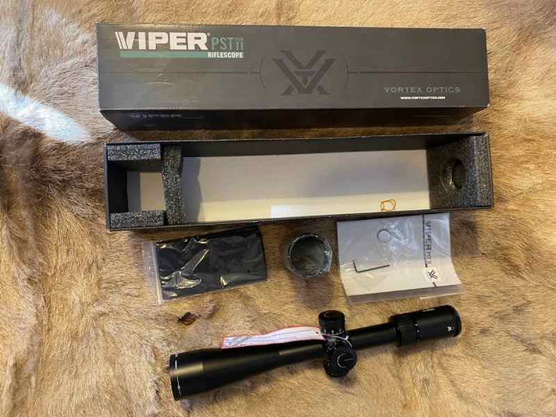  VORTEX VIPER GEN 2 PST  5-25X50 FFP LUMINATED